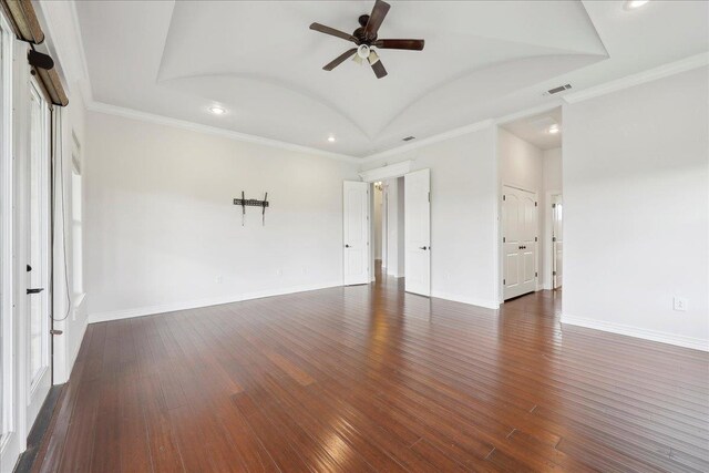 1215 Bourbon St, Bridge City, TX 77611 - empty room featuring a ceiling fan, dark wood-type flooring, baseboards, recessed lighting, and lofted ceiling