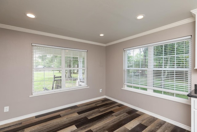 3075 Shivers St, Vidor, TX 77662 - unfurnished room featuring plenty of natural light, dark wood-style floors, baseboards, crown molding, and recessed lighting