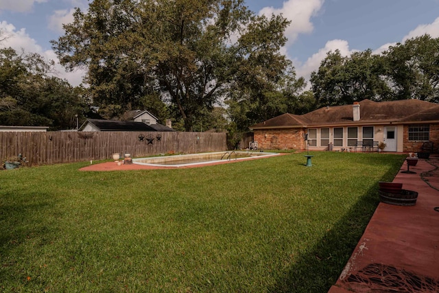 view of yard with a patio