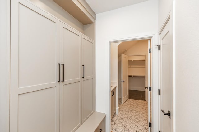 3570 Lily Ln, Beaumont, TX 77713 - view of mudroom