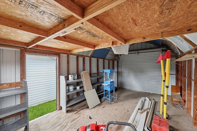 1120 Meadowvale Dr, Beaumont, TX 77706 - view of garage