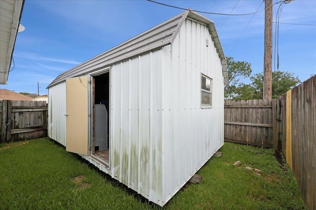 1120 Meadowvale Dr, Beaumont, TX 77706 - view of shed featuring a fenced backyard