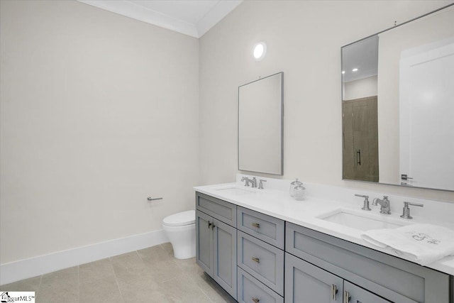 301 E Broad St Unit 303, Greenville, SC 29601 - full bath with double vanity, baseboards, toilet, and tiled shower