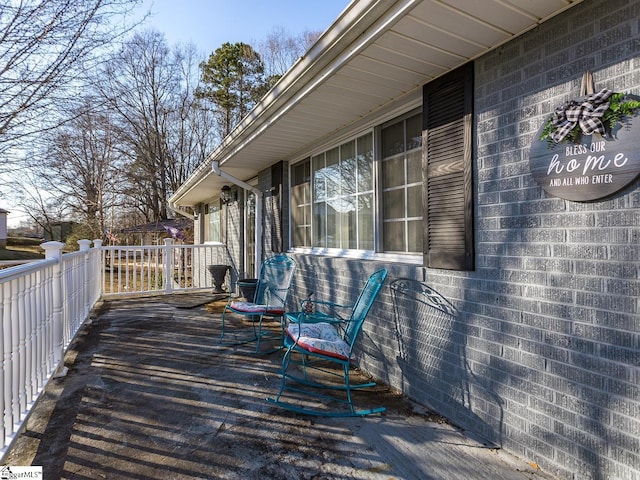 201 White Oak Rd, Woodruff, SC 29388 - view of wooden deck