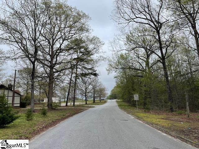 7774 Augusta Rd, Piedmont, SC 29673