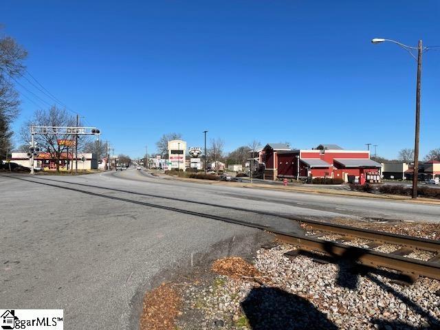 529 S Main St, Woodruff, SC 29388
