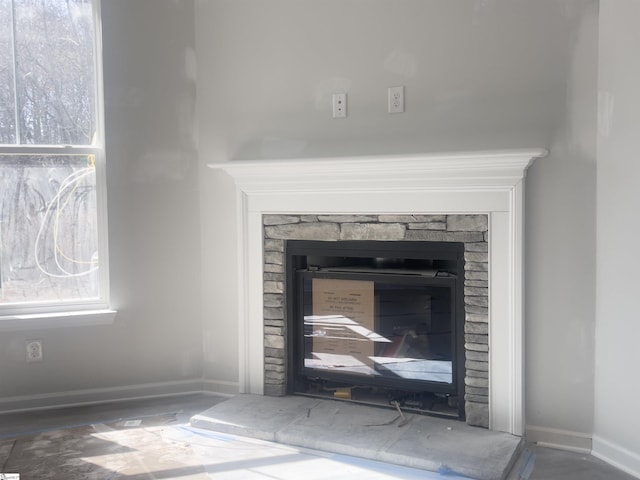 room details featuring a fireplace