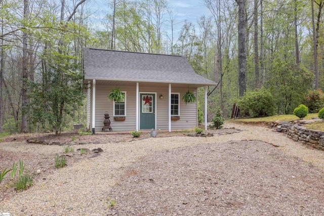 view of front of home featuring covered porch