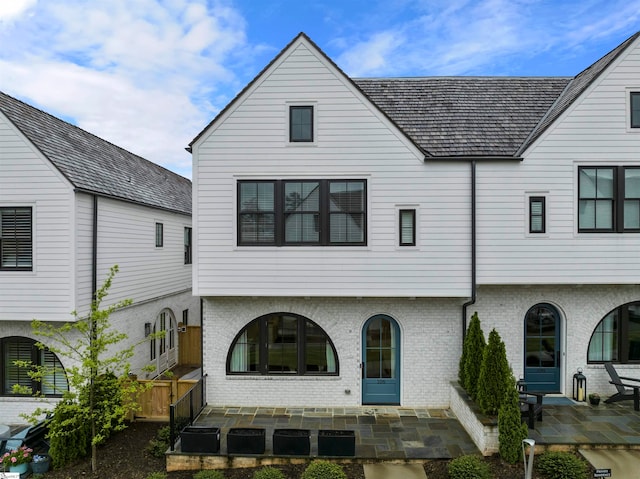 view of front of property with a patio area