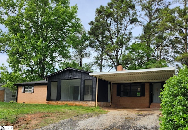 view of front of property