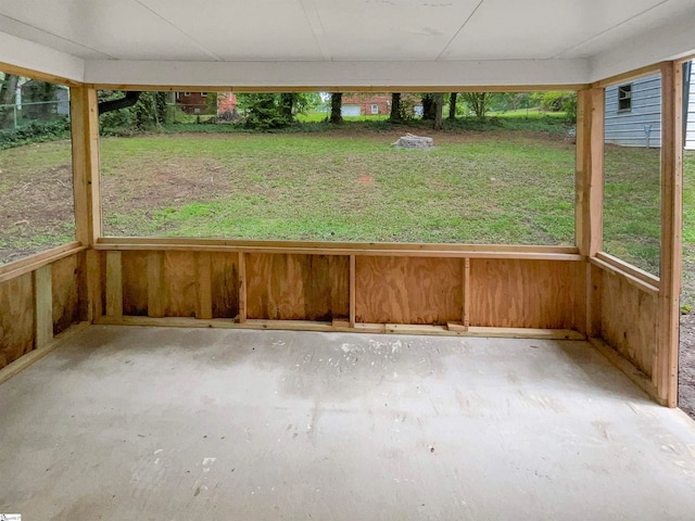 view of unfurnished sunroom