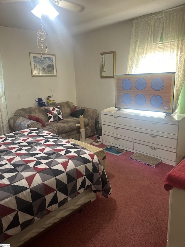 bedroom featuring carpet flooring and ceiling fan