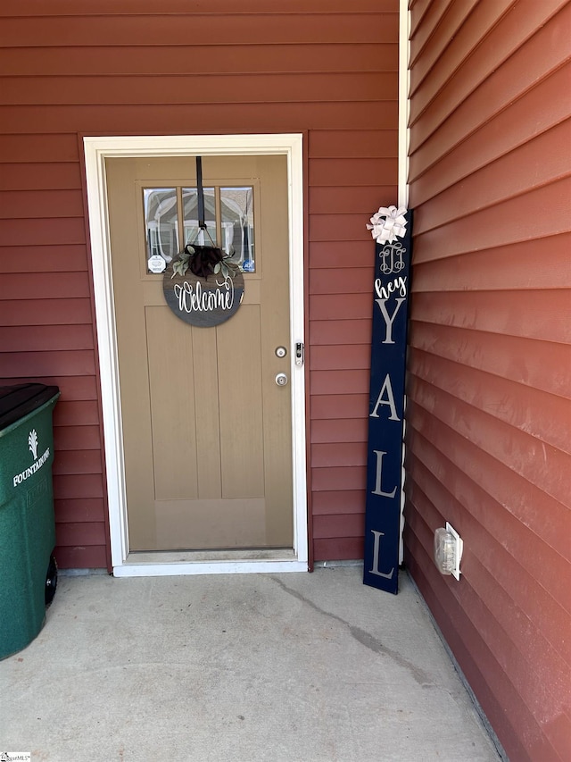 view of property entrance