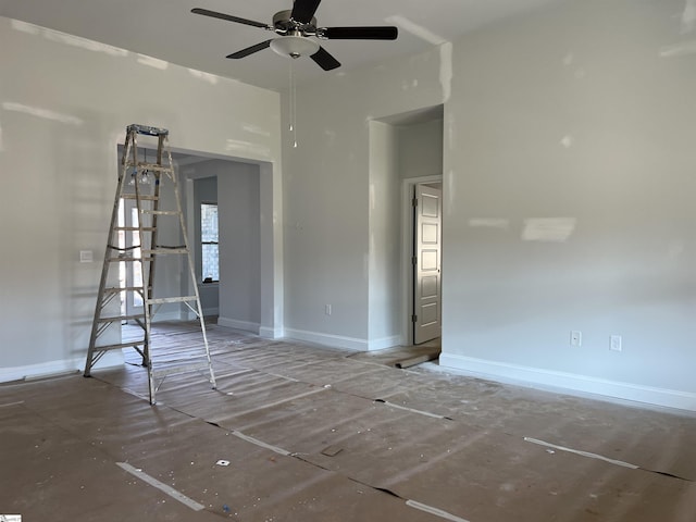 empty room with ceiling fan