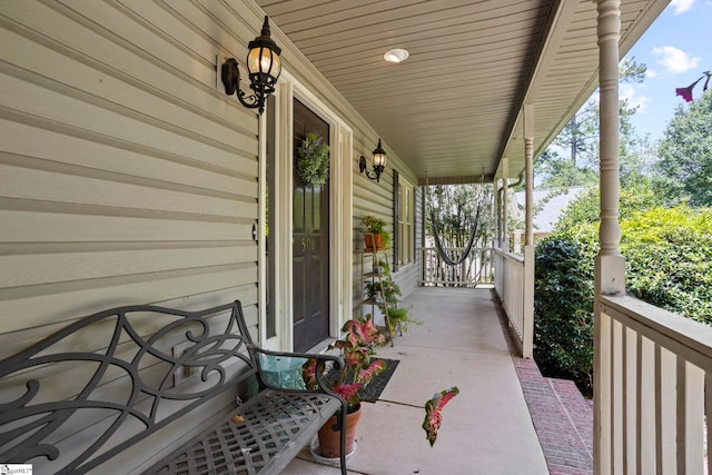 view of patio / terrace with covered porch
