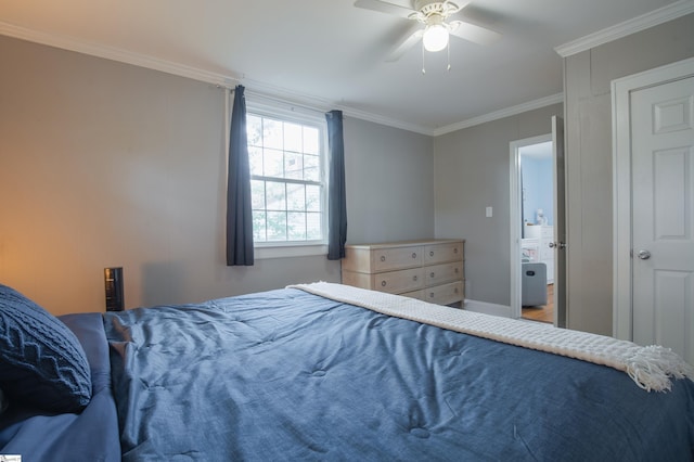 bedroom featuring crown molding and ceiling fan