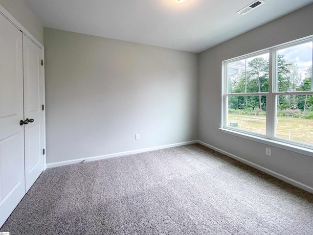 empty room with carpet