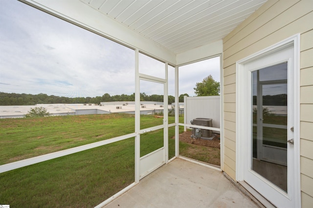 view of unfurnished sunroom