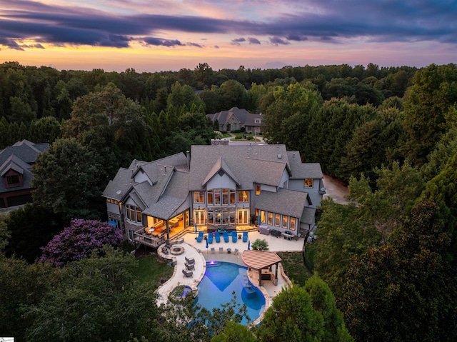 view of aerial view at dusk