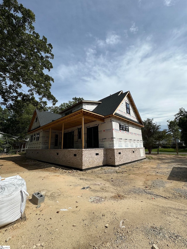 view of home's exterior