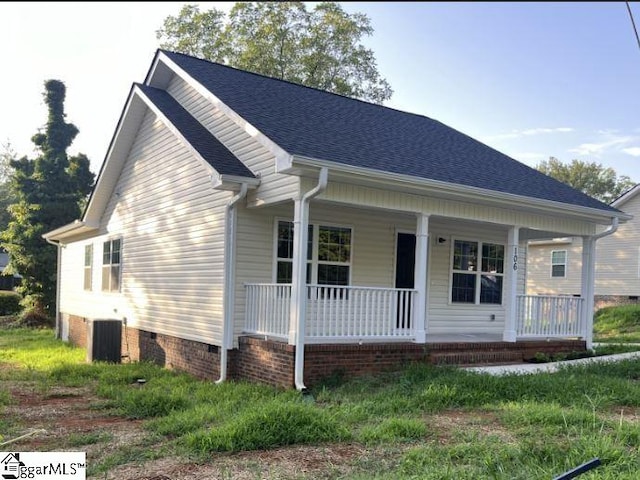 view of front of home with a porch