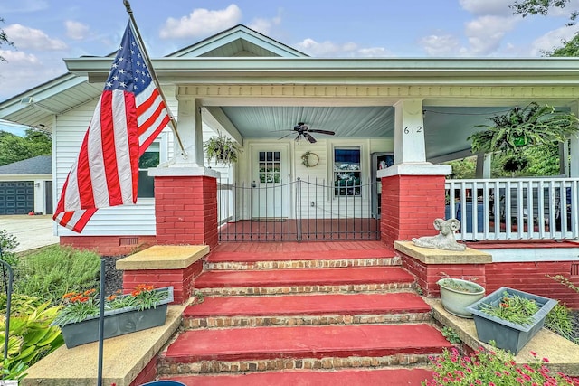 view of front facade featuring a porch and ceiling fan