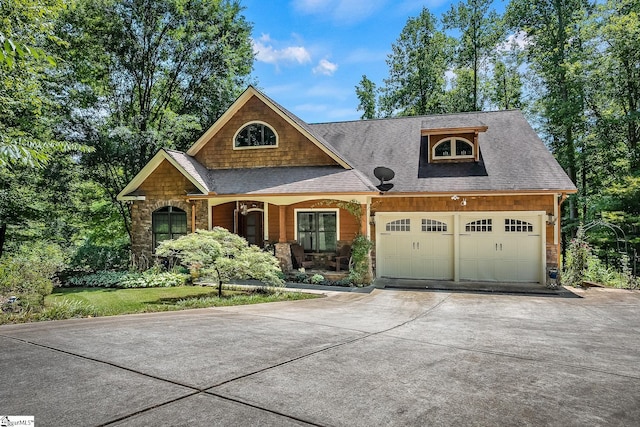 view of front of house featuring a garage