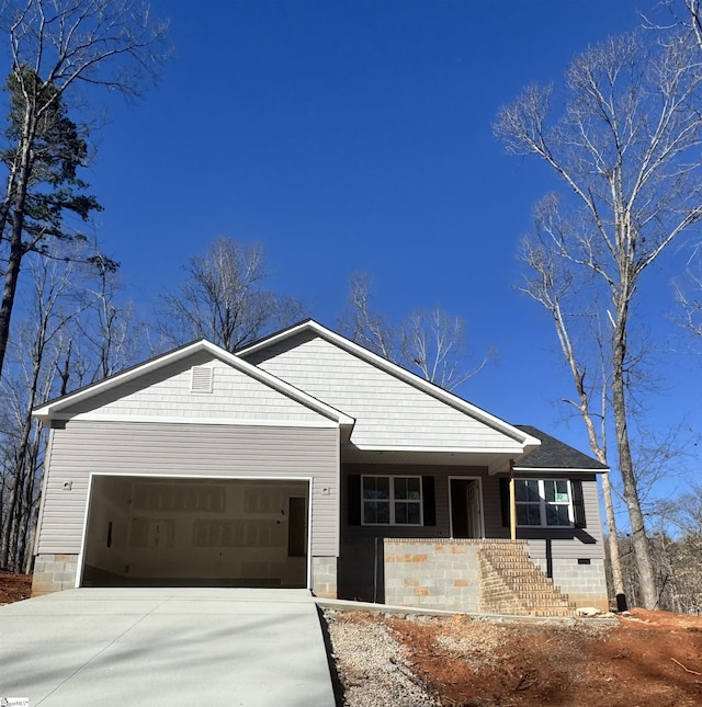 902 Chickasaw Dr, Westminster, SC 29693 - ranch-style home with a garage and driveway