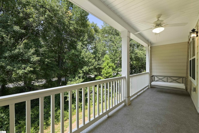 balcony featuring ceiling fan