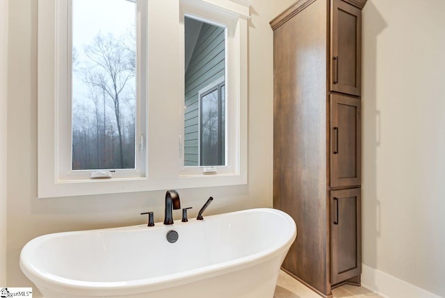 bathroom featuring a bathtub