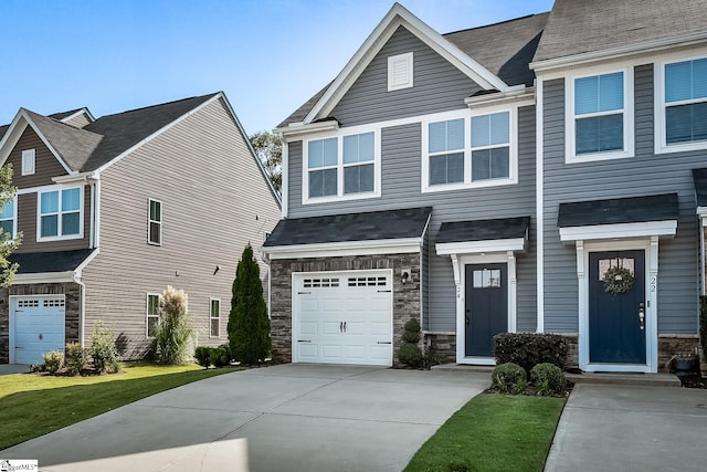 view of front of house featuring a garage