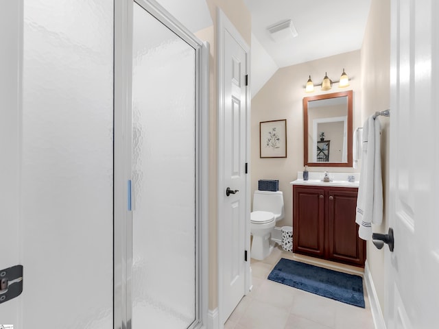 bathroom with vanity, toilet, a shower with shower door, and lofted ceiling