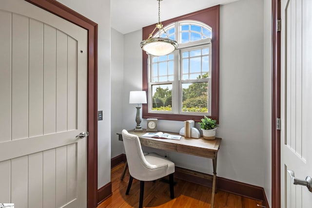 office area with hardwood / wood-style floors