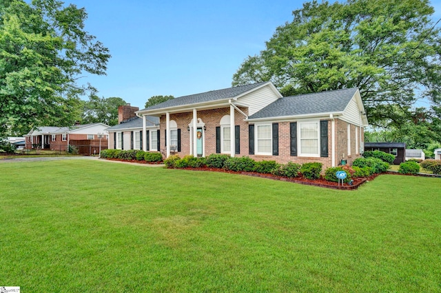 view of front of house with a front yard