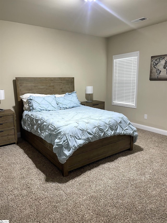 bedroom with carpet flooring