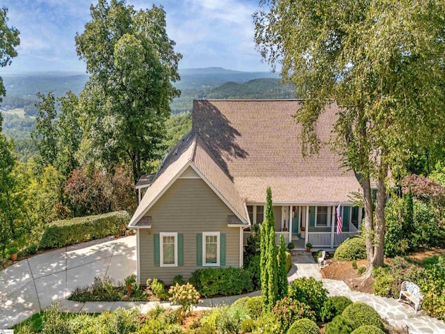 view of front of home featuring a porch