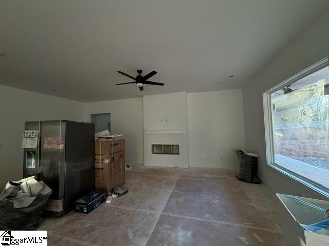 view of unfurnished living room