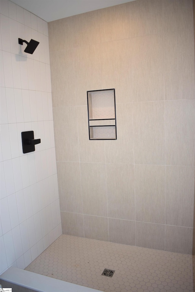 123 Jackson St, Greer, SC 29650 - full bath with a tile shower