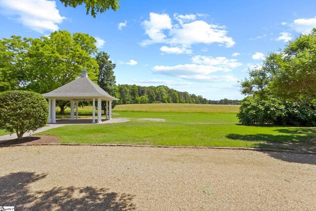 10490 New Cut Rd, Campobello, SC 29322 - view of property's community featuring a gazebo and a lawn