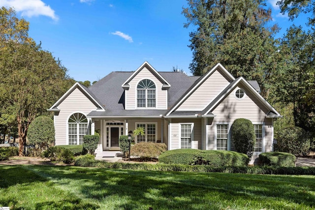 view of front of house with a front yard