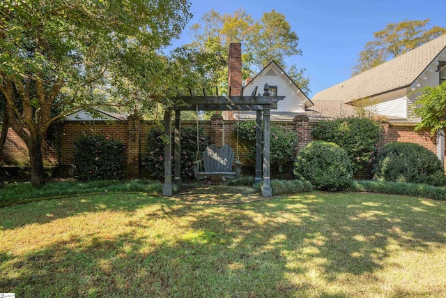 view of yard with a pergola