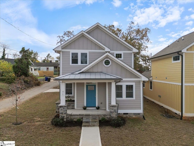 craftsman-style home with a porch