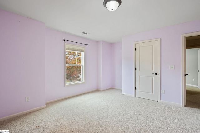 unfurnished bedroom featuring carpet flooring