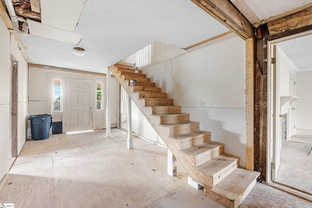 view of foyer entrance