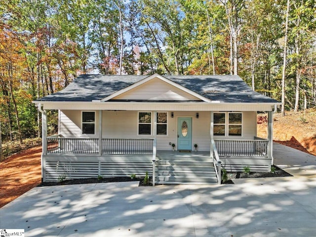 bungalow-style house with covered porch