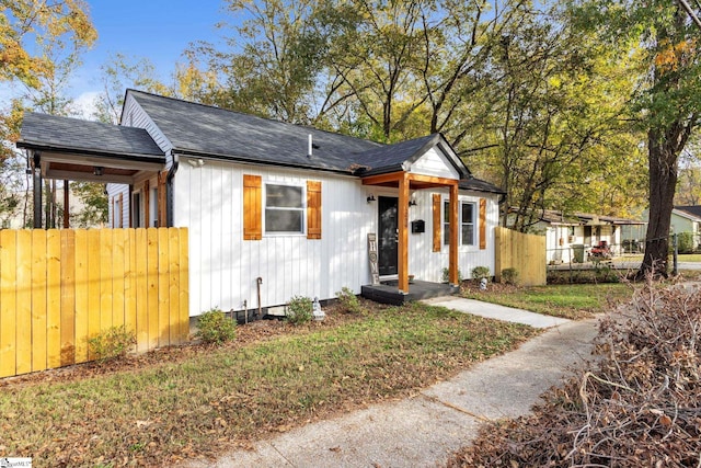 view of front of home