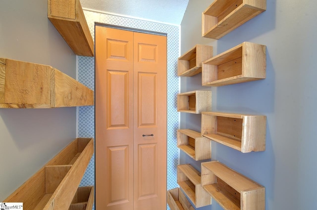 225 Worcester Ln, Easley, SC 29642 - view of mudroom
