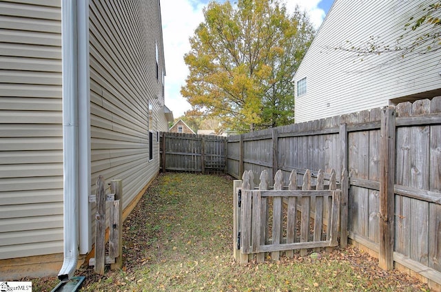 225 Worcester Ln, Easley, SC 29642 - view of fenced backyard