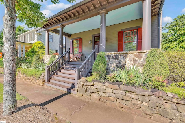 view of front of house with a porch