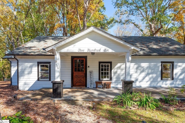 view of front of property with a porch